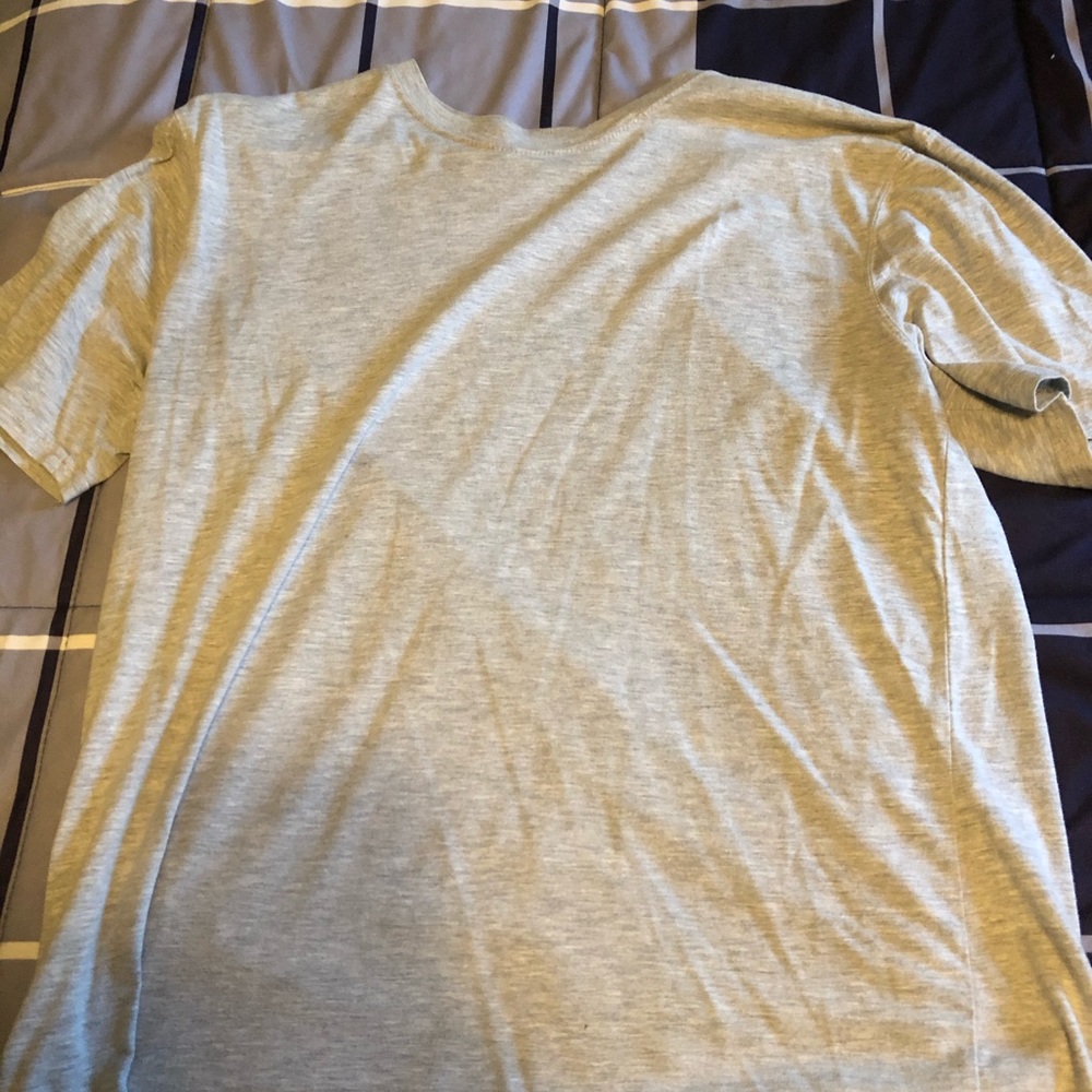 Hanes t-shirt